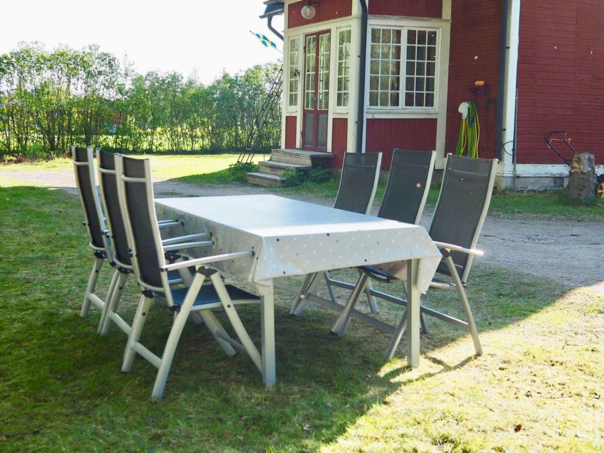 Willa Orsastuguthyrning-Kyrkbyn Zewnętrze zdjęcie